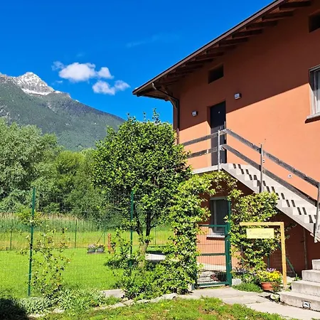 In Somaggia - Casacamillo * Riva (Sondrio)
